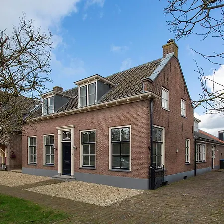 De Lange Mouwen Bed & Breakfast