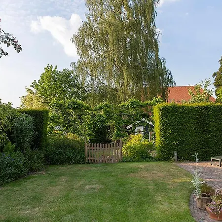 De Lange Mouwen Bed & Breakfast Beesd